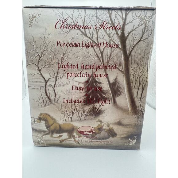 Christmas Streets 2005 Collection Porcelain Lighted House. - Picture 2 of 8